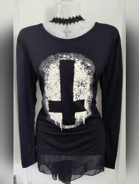 NWT Gothic Long Sleeve Womens size: XL